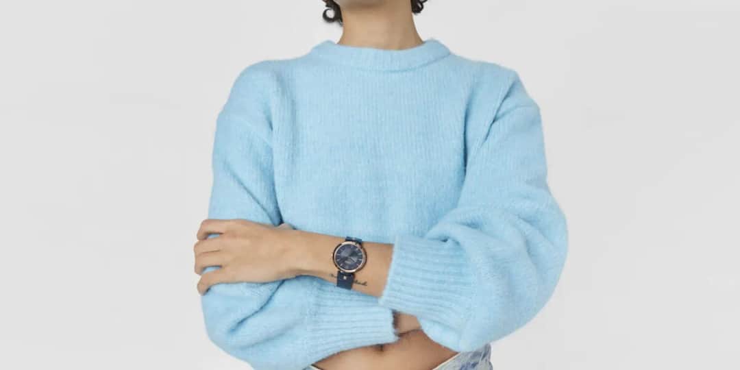 Jak nosić bransoletkę i zegarek, aby uniknąć modowych błędów